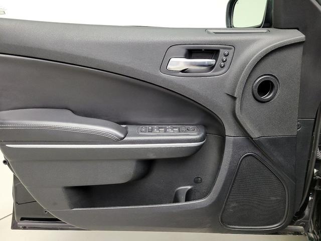 Photo of 2022 Black Dodge Charger