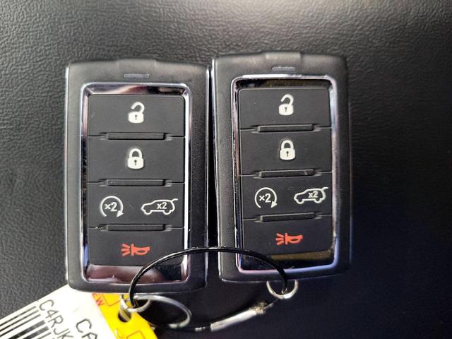 Photo of 2021 Gray Jeep Grand Cherokee L