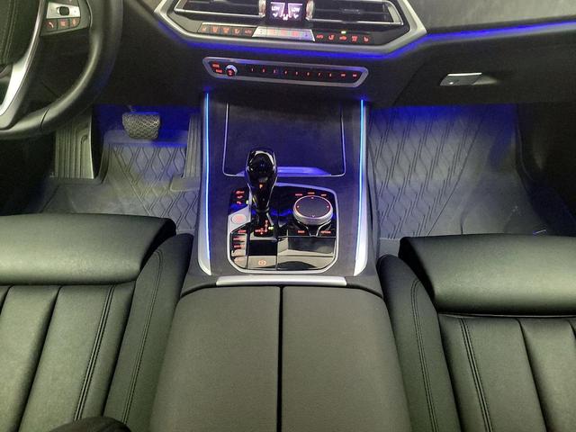 Photo of 2022 Black BMW X5