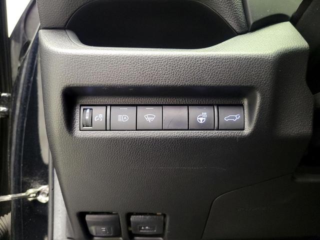 Photo of 2021 Black Toyota RAV4