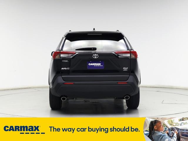 Photo of 2021 Black Toyota RAV4