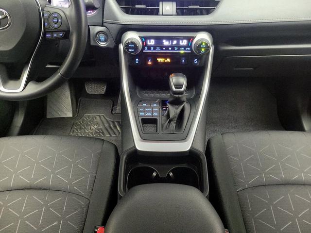 Photo of 2021 Black Toyota RAV4