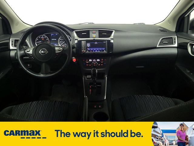 Photo of 2019 White Nissan Sentra