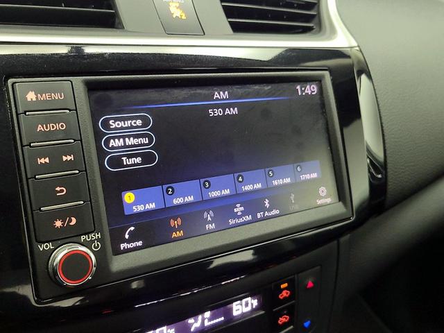 Photo of 2019 White Nissan Sentra