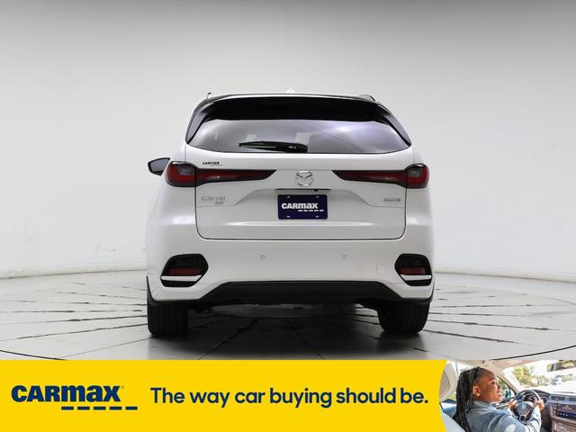 Photo of 2025 White Mazda CX-70