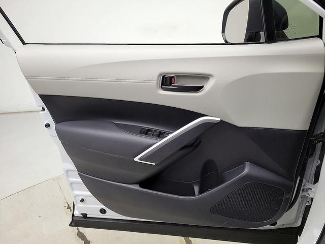 Photo of 2024 White Toyota Corolla Cross