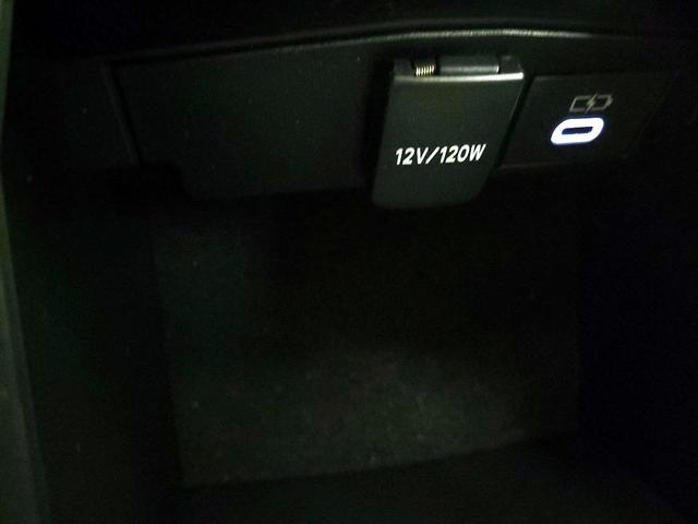 Photo of 2024 White Toyota Corolla Cross