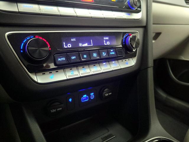 Photo of 2019 Silver Hyundai SONATA