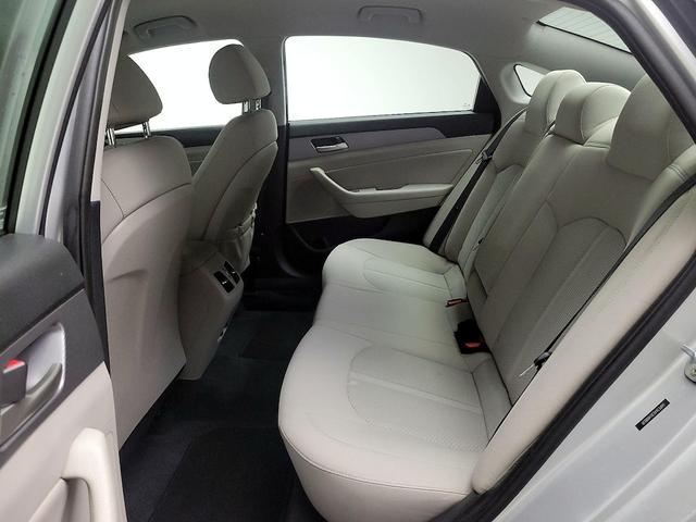 Photo of 2019 Silver Hyundai SONATA