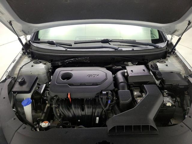 Photo of 2019 Silver Hyundai SONATA