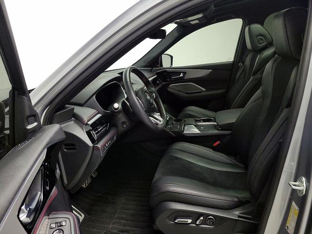 Photo of 2023 Gray Acura MDX