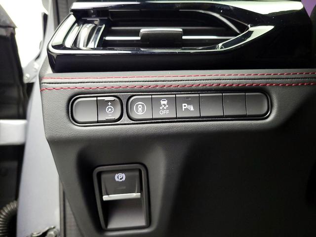 Photo of 2023 Gray Acura MDX