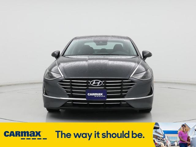 Photo of 2022 Gray Hyundai SONATA