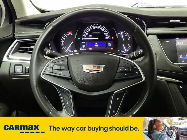 Photo of 2017 Gray Cadillac XT5