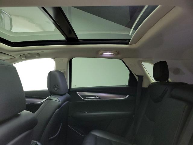 Photo of 2017 Gray Cadillac XT5