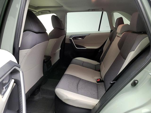Photo of 2021 Green Toyota RAV4 Hybrid