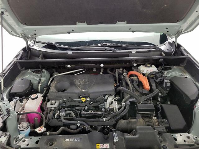 Photo of 2021 Green Toyota RAV4 Hybrid