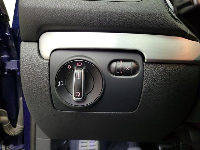 Photo of 2013 Blue Volkswagen GTI