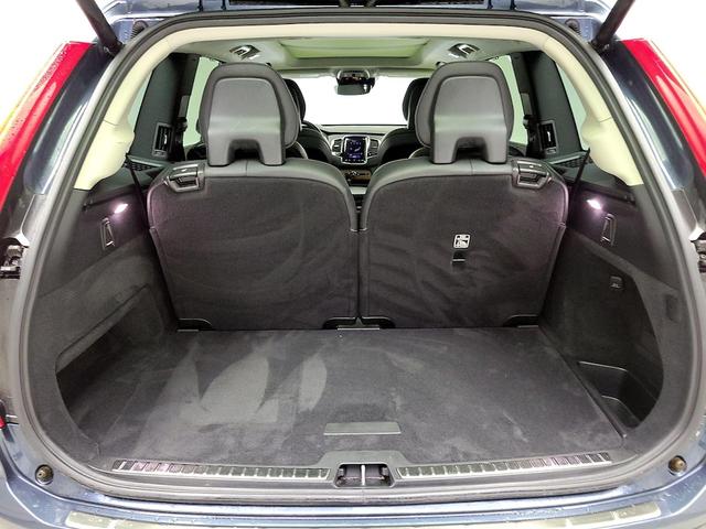 Photo of 2020 Blue Volvo XC90