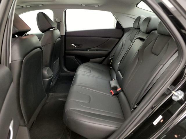Photo of 2023 Black Hyundai ELANTRA HEV