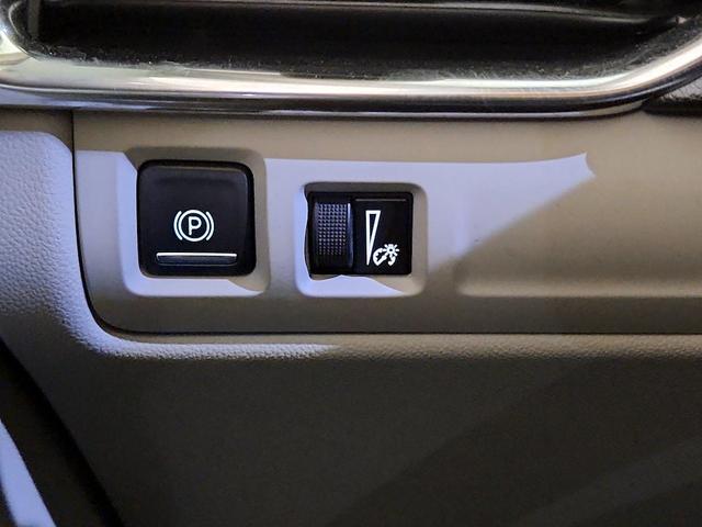 Photo of 2021 Blue Cadillac XT4