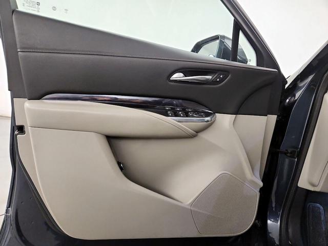 Photo of 2021 Blue Cadillac XT4