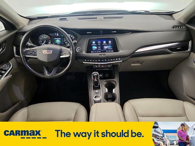 Photo of 2021 Blue Cadillac XT4