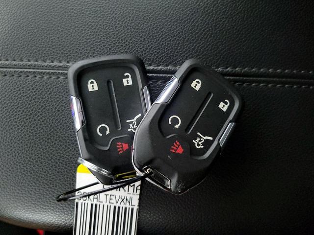 Photo of 2022 Blue GMC Terrain