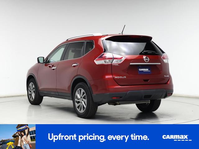 Photo of 2015 Red Nissan Rogue