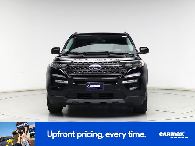 Photo of 2023 Black Ford Explorer