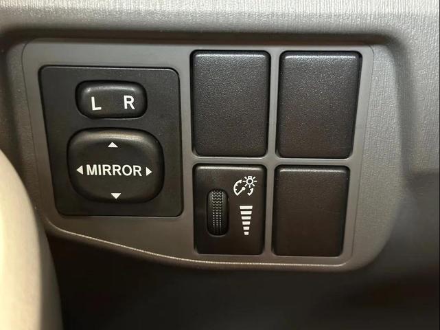 Photo of 2010 Black Toyota Prius