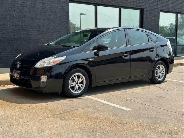Photo of 2010 Black Toyota Prius