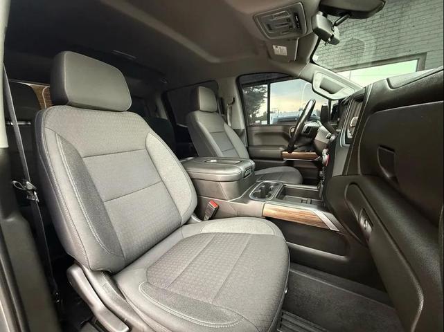 Photo of 2021 Gray Chevrolet Silverado 1500