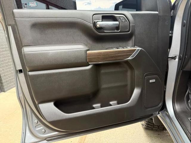 Photo of 2021 Gray Chevrolet Silverado 1500