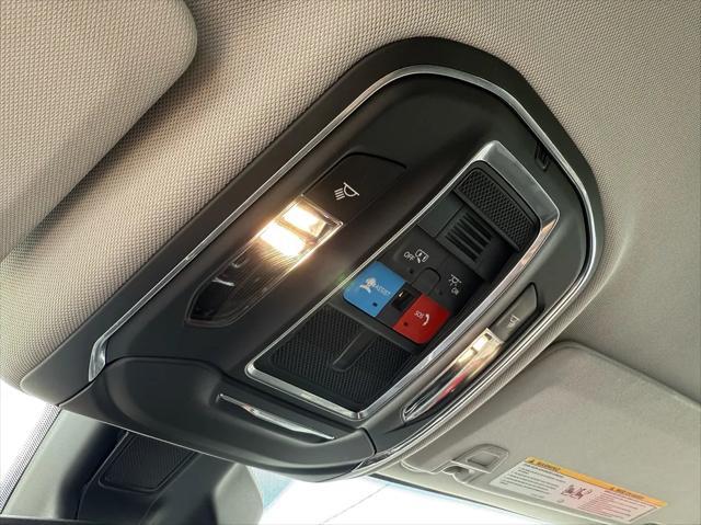 Photo of 2023 Gray Jeep Grand Cherokee L
