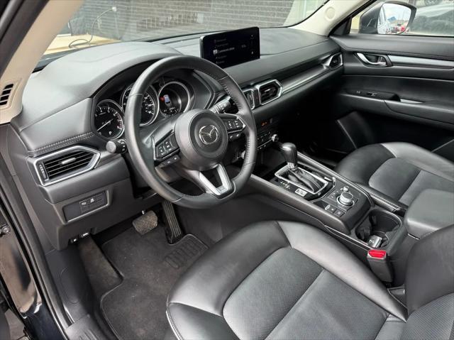Photo of 2024 Black Mazda CX-5