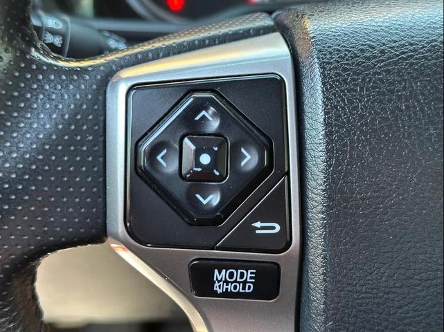 Photo of 2016 Red Toyota 4Runner