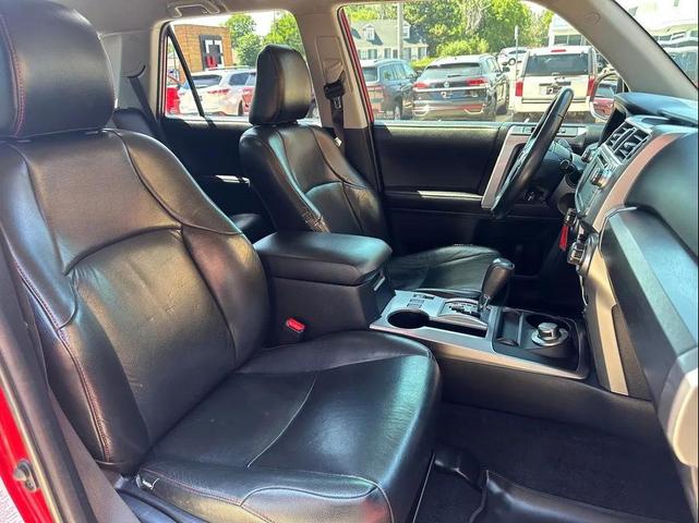 Photo of 2016 Red Toyota 4Runner