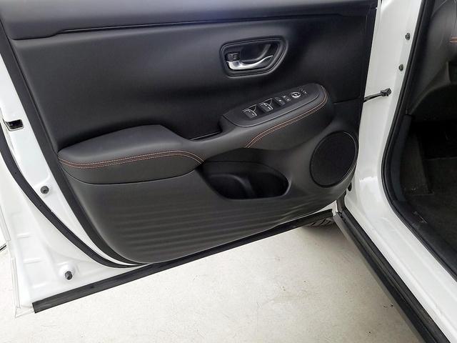 Photo of 2024 White Honda HR-V