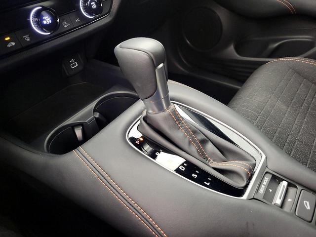 Photo of 2024 White Honda HR-V