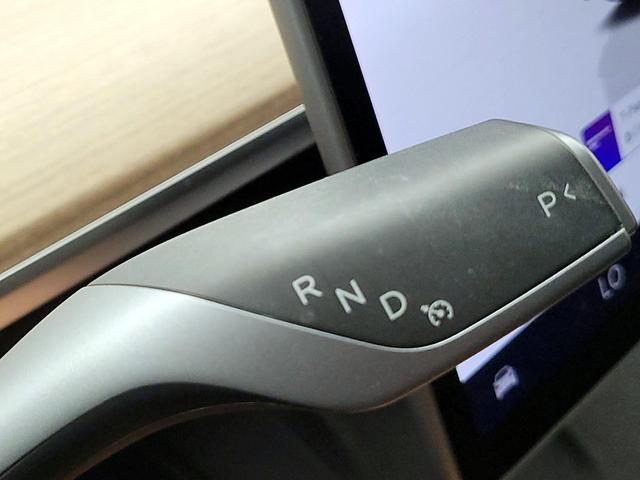 Photo of 2023 Gray Tesla Model 3