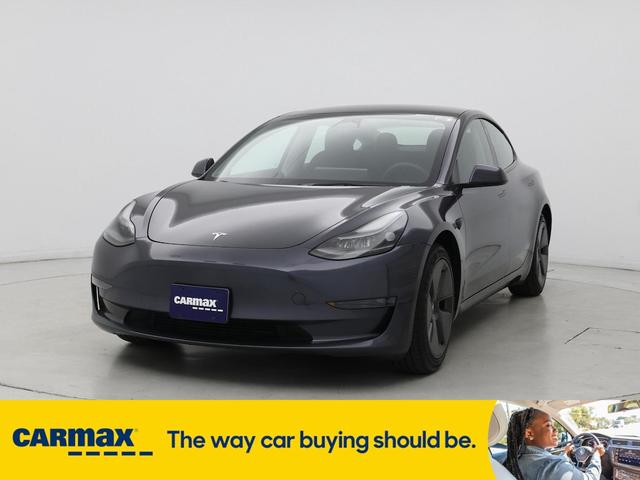 Photo of 2023 Gray Tesla Model 3