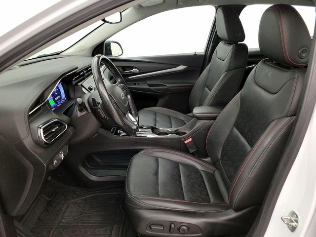 Photo of 2023 White Chevrolet Bolt EUV