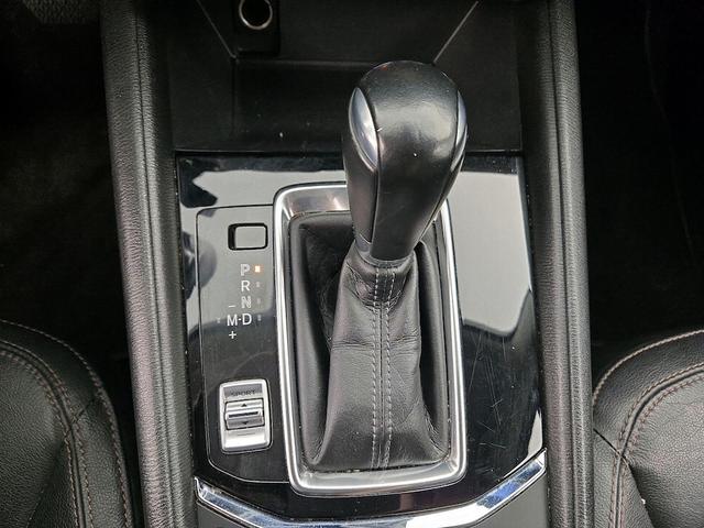 Photo of 2023 White Mazda CX-5