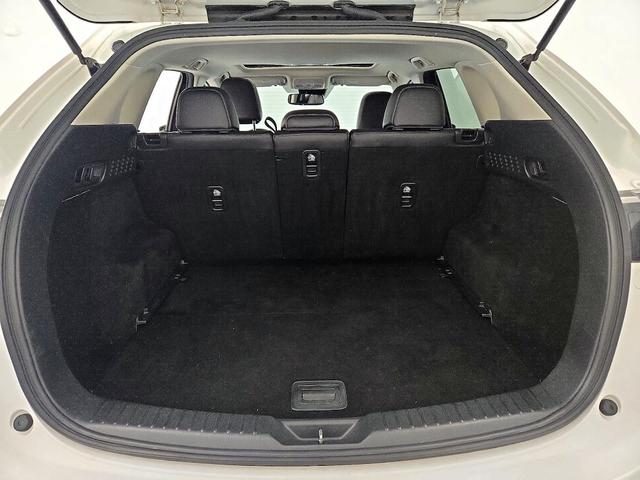 Photo of 2023 White Mazda CX-5