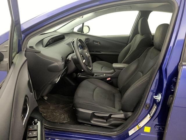 Photo of 2016 Blue Toyota Prius