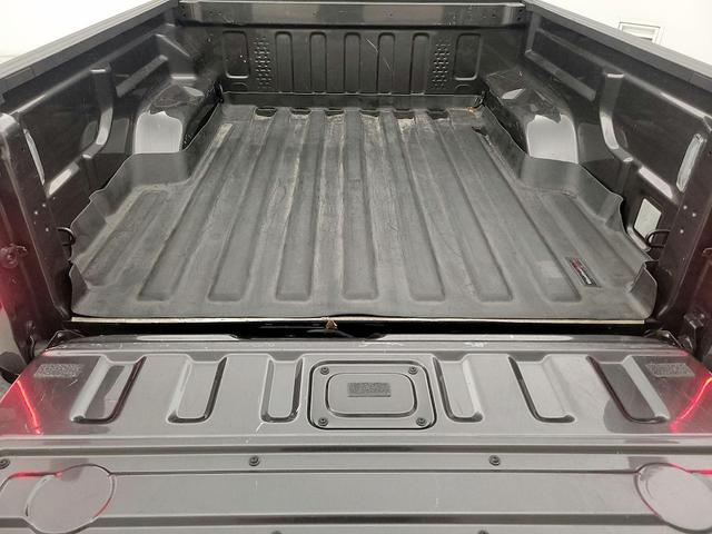 Photo of 2021 Gray Jeep Gladiator