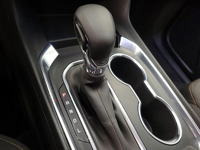 Photo of 2021 White Chevrolet Traverse