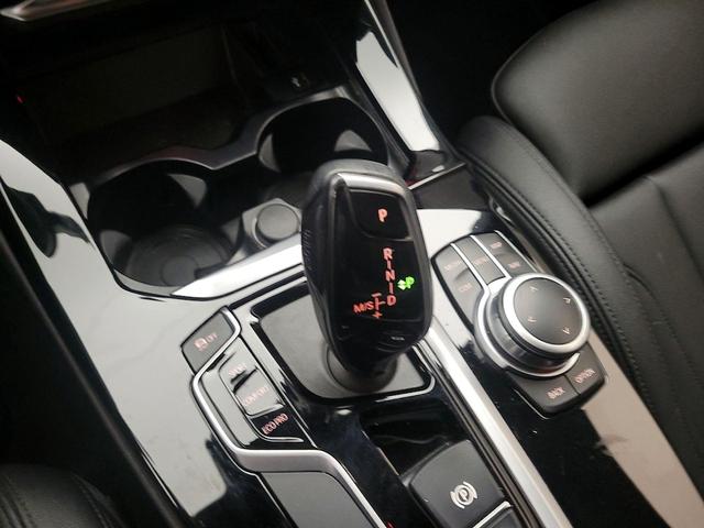 Photo of 2021 White BMW X3