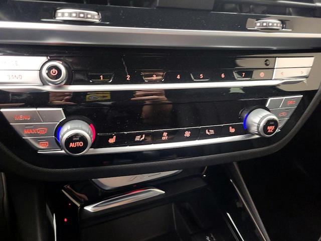 Photo of 2021 White BMW X3